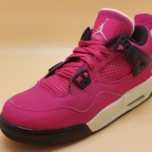 Jordan 4 Retro Voltage Cherry (GS) - Size 5.5Y